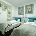 Sarnia Residence, Sun & Snow Appartement *