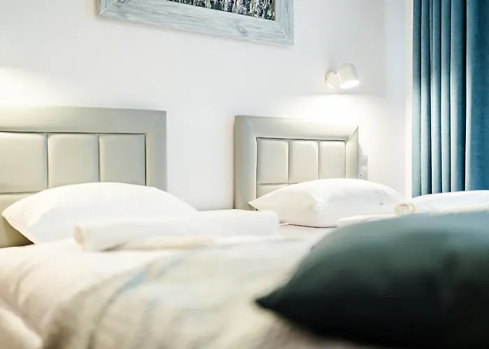 Sarnia Residence, Sun & Snow Apartman *