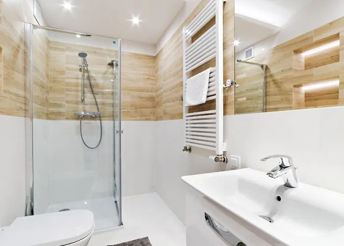 Sarnia Residence, Sun & Snow Apartman