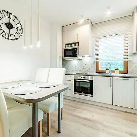 Sarnia Residence, Sun & Snow