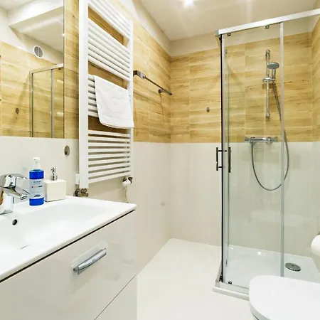 Sarnia Residence, Sun & Snow