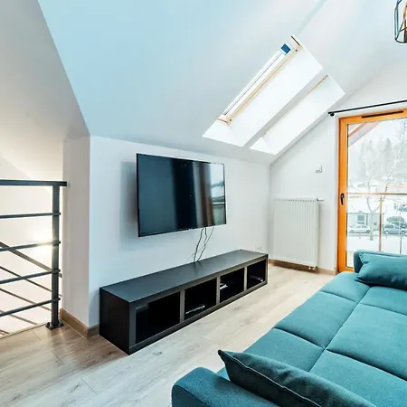 Sun & Snow, Sarnia Residence