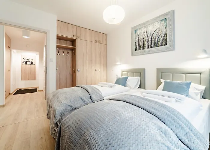 Sarnia Residence, Sun&snow *