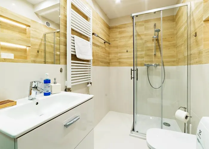 Sarnia Residence, Sun&snow