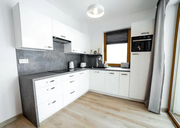 Sarnia Residence, Sun&snow *